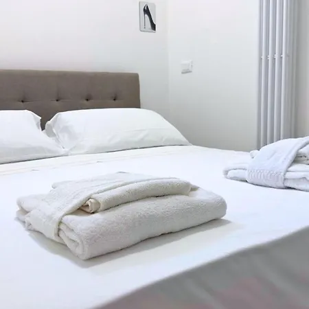 아파트 Teodorico 21 Center & Comfort 라벤나